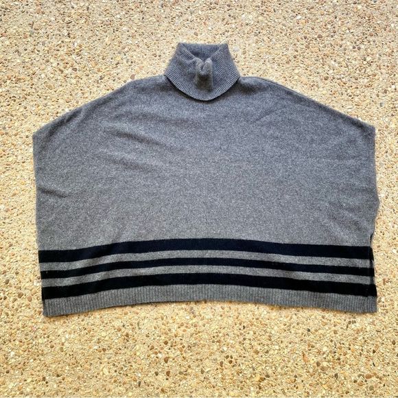 Tahari Wool & Yak Hair Striped Gray Poncho Cowl Neck Poncho Size S - Picture 2 of 7